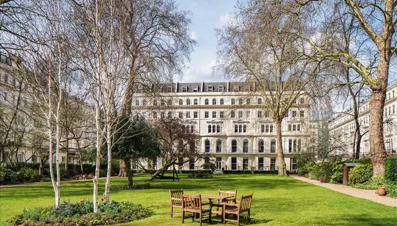 Garden House, 86-92 Kensington Gardens Square